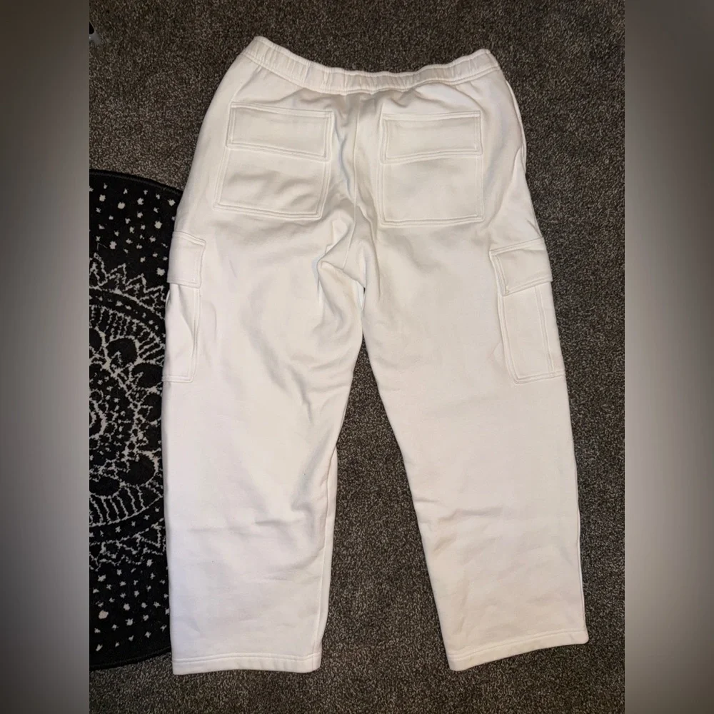 TNA Cozy Fleece Sweatpants in White - Picture 7 of 7